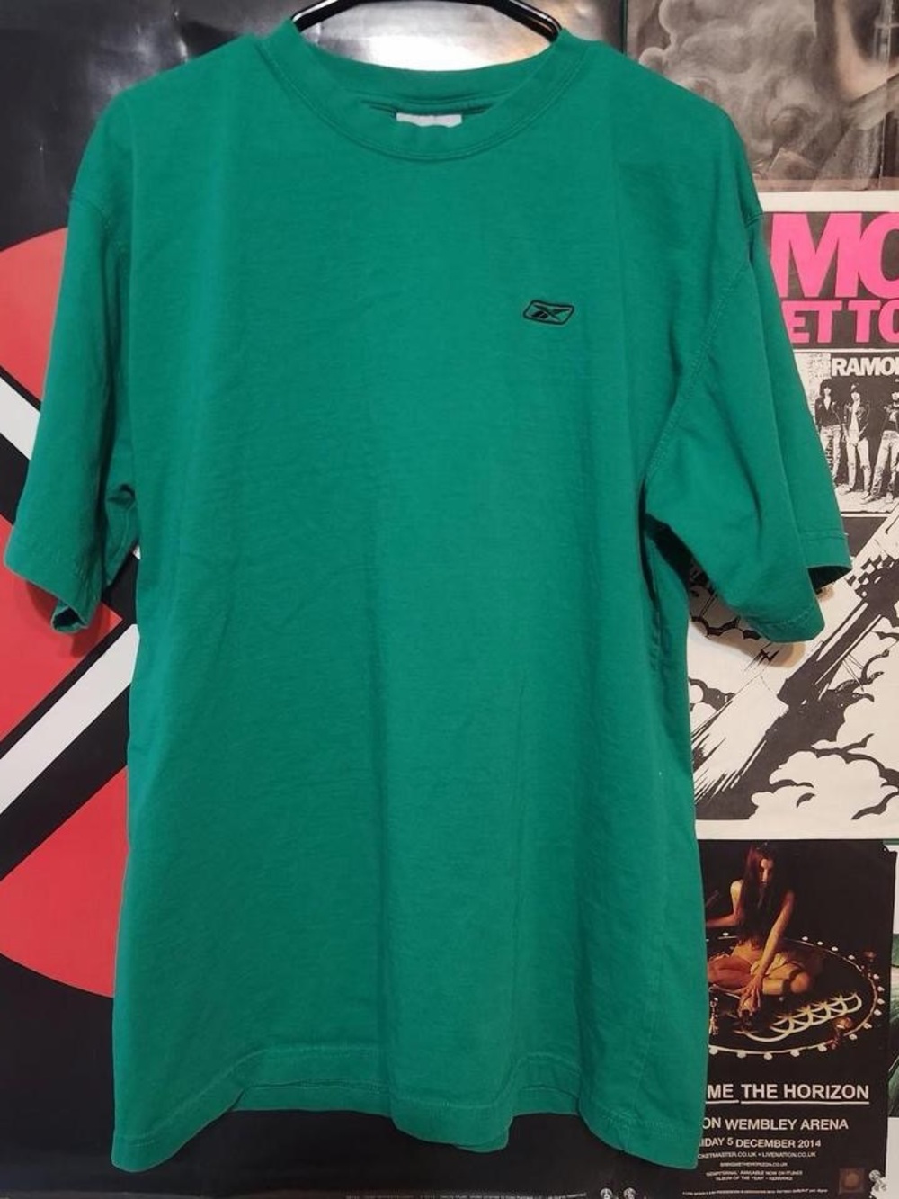 Skate reebok retro style shirt